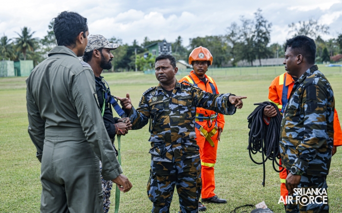 SLAF FIRE AND RESCUE SERVICE CONDUCTS SERT AIR-SEA RESCUE HELICOPTER TRAINING