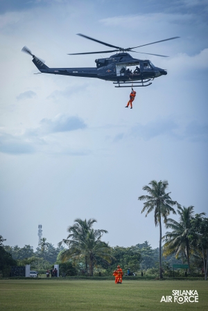 SLAF FIRE AND RESCUE SERVICE CONDUCTS SERT AIR-SEA RESCUE HELICOPTER TRAINING