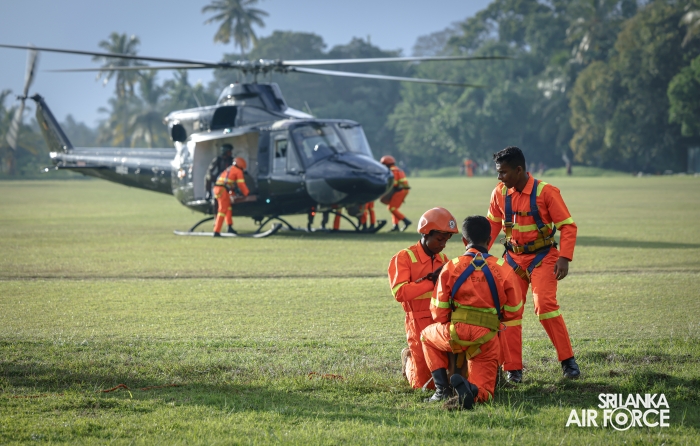 SLAF FIRE AND RESCUE SERVICE CONDUCTS SERT AIR-SEA RESCUE HELICOPTER TRAINING