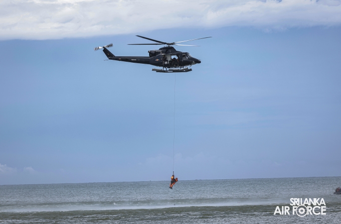 SLAF FIRE AND RESCUE SERVICE CONDUCTS SERT AIR-SEA RESCUE HELICOPTER TRAINING