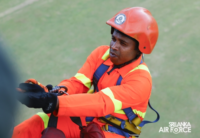 SLAF FIRE AND RESCUE SERVICE CONDUCTS SERT AIR-SEA RESCUE HELICOPTER TRAINING