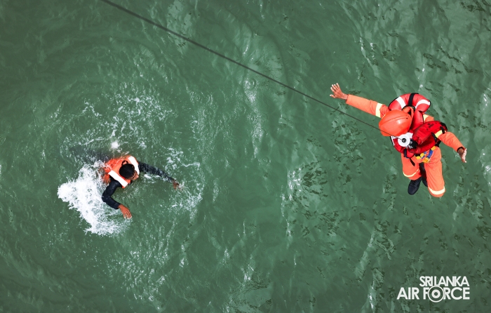 SLAF FIRE AND RESCUE SERVICE CONDUCTS SERT AIR-SEA RESCUE HELICOPTER TRAINING