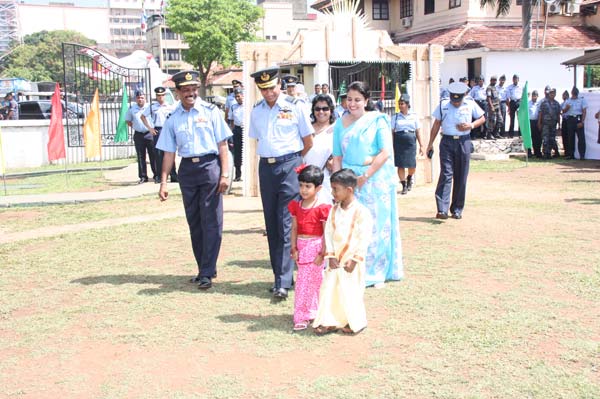 Air Force Avurudu Pola Attracts Large Crowds