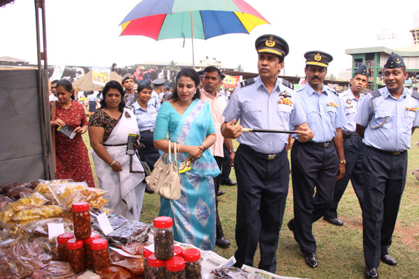Air Force Avurudu Pola Attracts Large Crowds