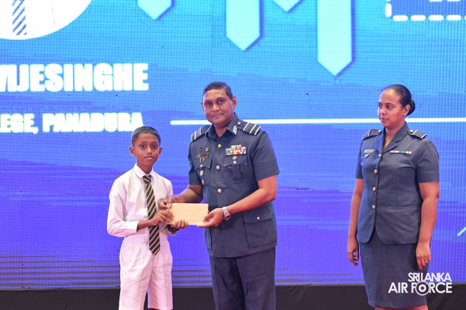 SLAF SEVA VANITHA UNIT FELICITATES ACADEMIC ACHIEVERS AND GUWAN RANDARU SITTAM ART COMPETITION WINNERS