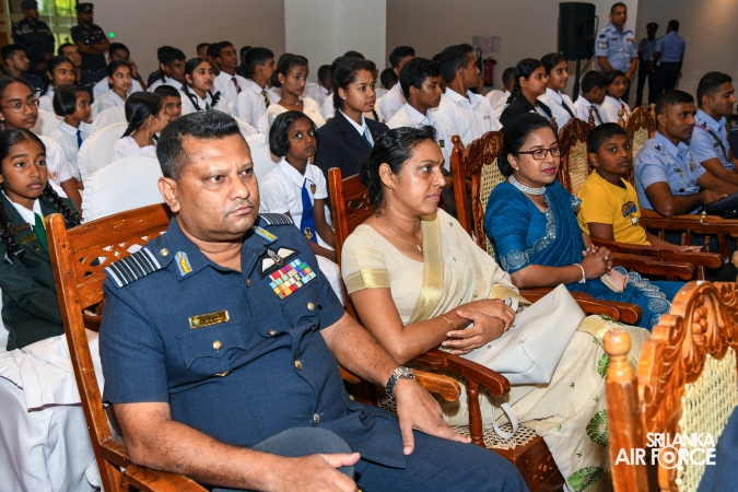 SLAF SEVA VANITHA UNIT FELICITATES ACADEMIC ACHIEVERS AND GUWAN RANDARU SITTAM ART COMPETITION WINNERS