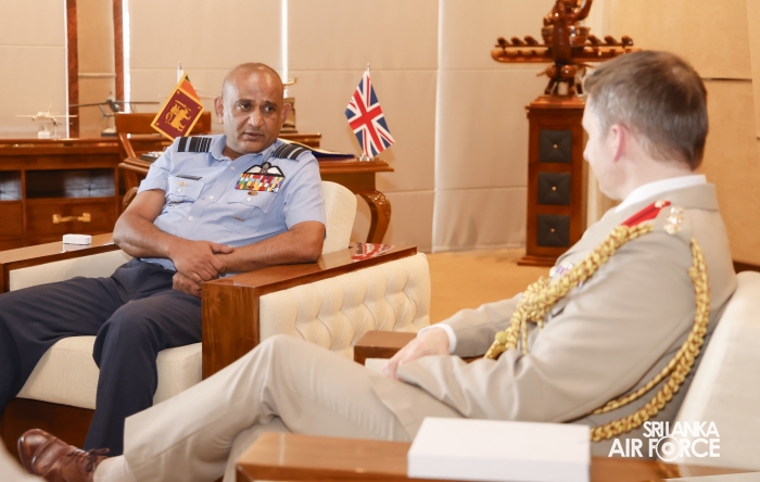 OUTGOING DEFENCE ADVISOR AT THE BRITISH HIGH COMMISSION IN SRI LANKA CALLS ON THE COMMANDER