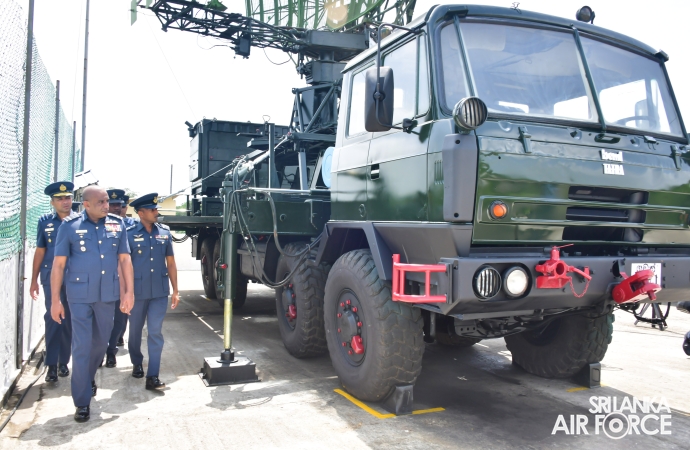 ANNUAL
COMMANDER'S INSPECTION AT SLAF BASE VAVUNIYA