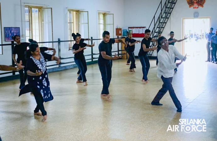 RENOWNED ARTIST DR. RAVIBANDHU VIDYAPATHI CONDUCTS WORKSHOP FOR SLAF PERFORMING ARTS WING
